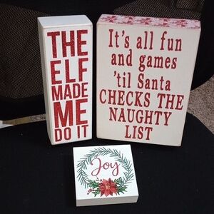 Holiday Decorative Sign Set with Red Accents